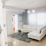 waiting-room-470499_1280